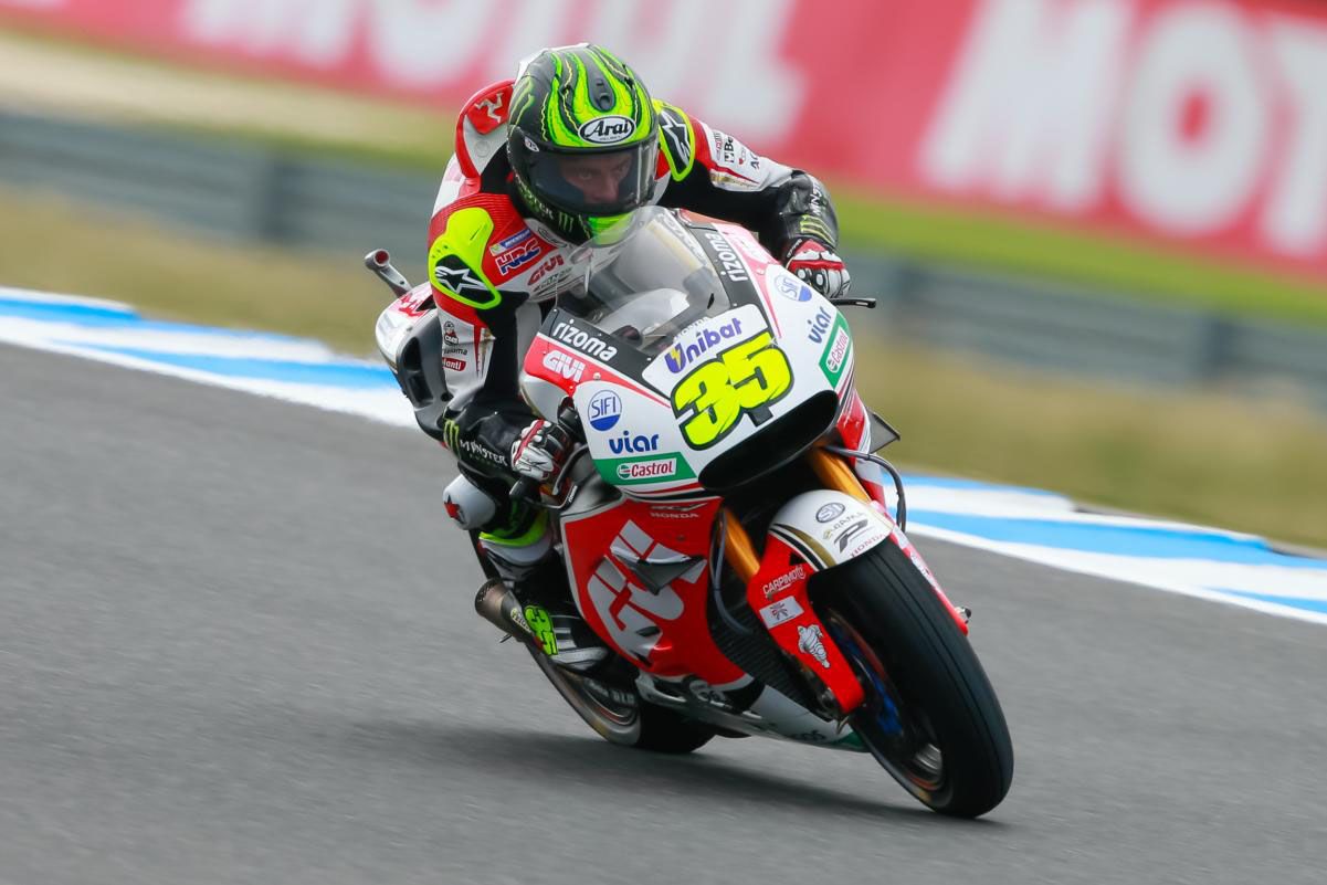 Cal Crutchlow ganó en solitario luego de la caída de Márquez