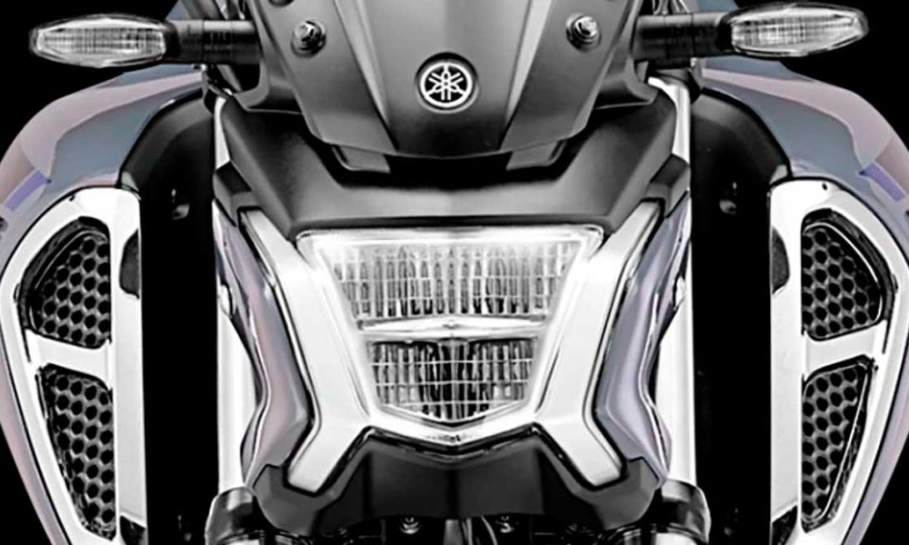 Yamaha-renovo-la-FZ-FI-llega-la-nueva-version-4-de-esta-moto