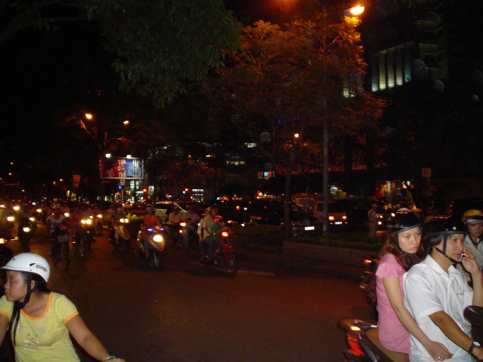Motos Vietnam de Noche