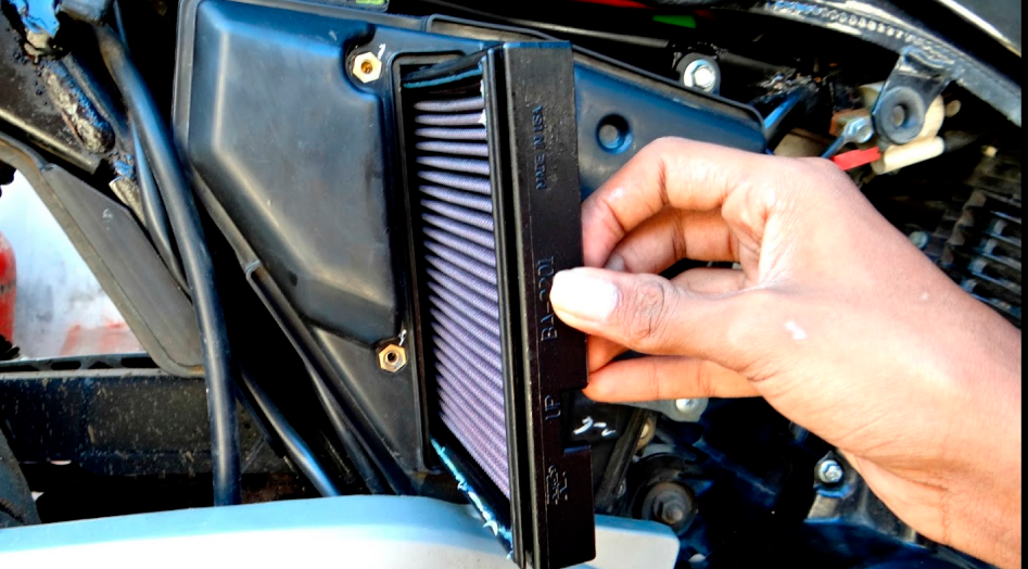 Cuál es la función del filtro de aire en una moto? - Auteco Mobility