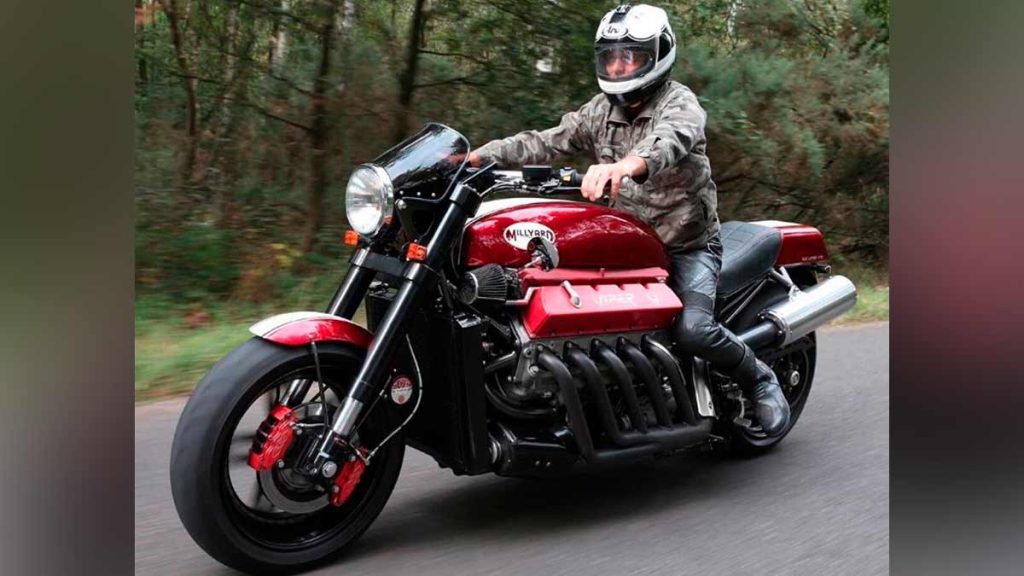 Con-un-motor-de-carro-la-motocicleta-Viper-V10-logro-un-nuevo-record-mundial-de-velocidad-01
