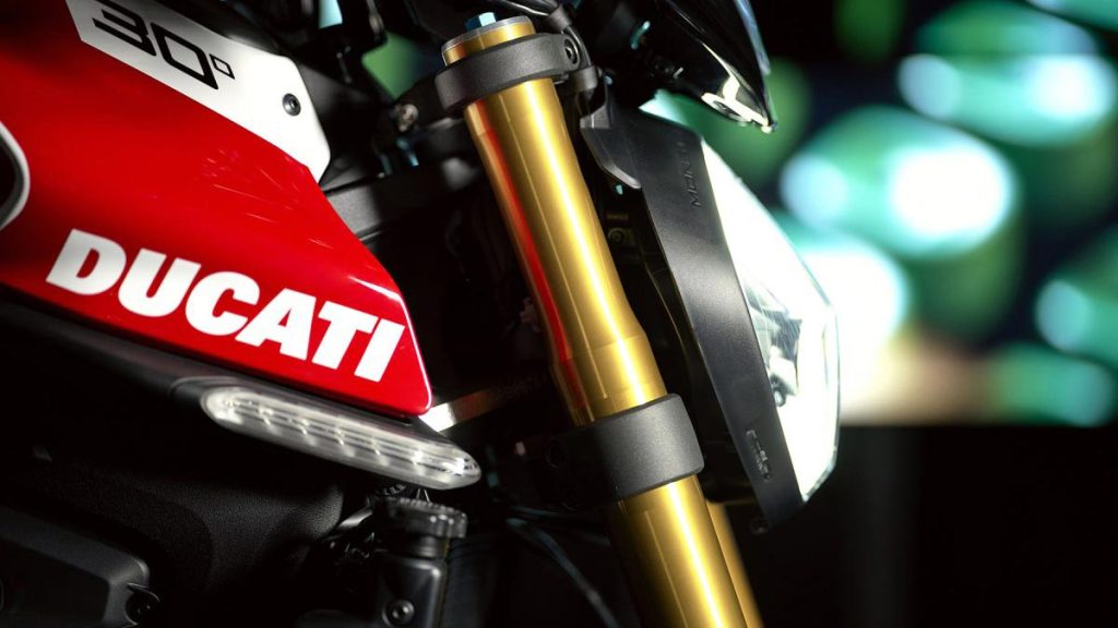 Ducati-Monster-30-Aniversario-Primer-episodio-del-Ducati-World-Premiere-2024-09