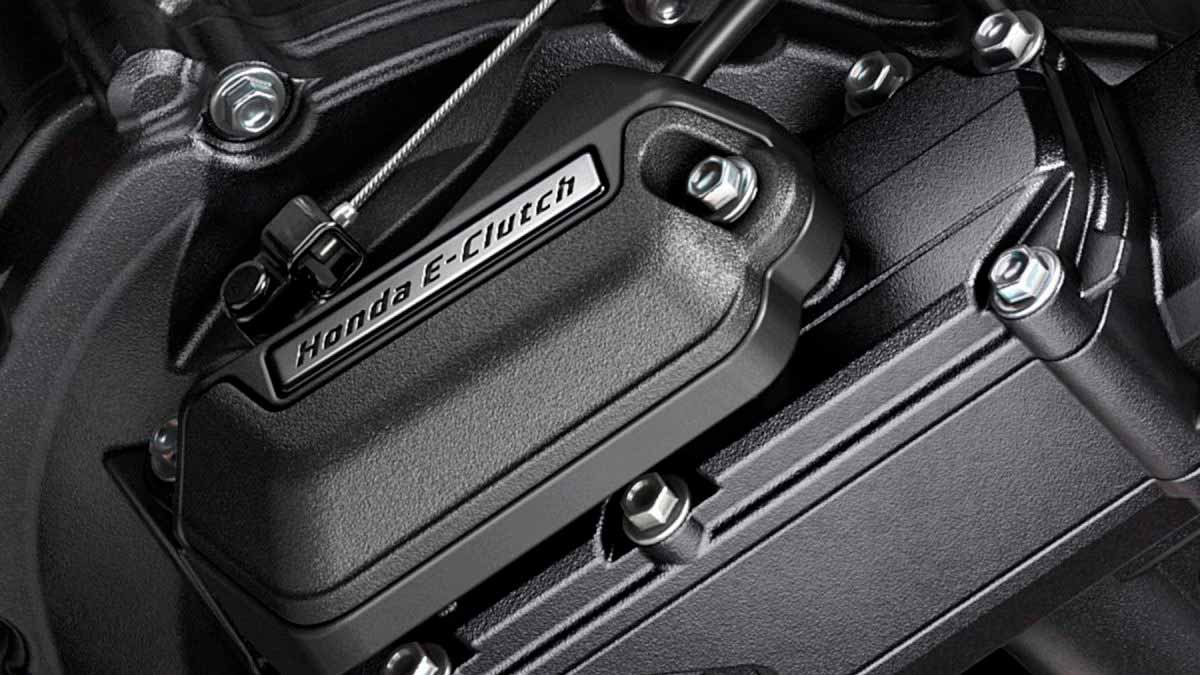 Honda-E-Clutch-Primer-embrague-electronico-para-motos-Servira