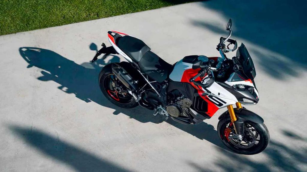 Lanzamiento-Nueva-Ducati-Multistrada-V4-RS-Touring-que-corre-como-Superbike-08