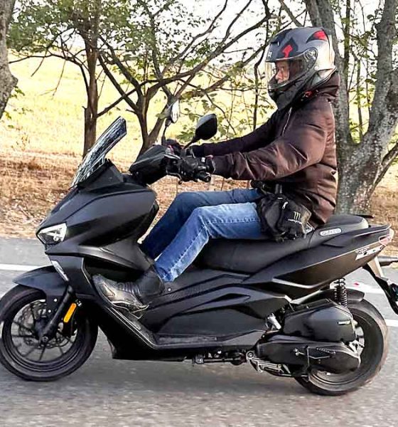 Scooter-Auteco-Victory-New-Black-Compite-contra-Yamaha-Honda-AKT-y-Suzuki