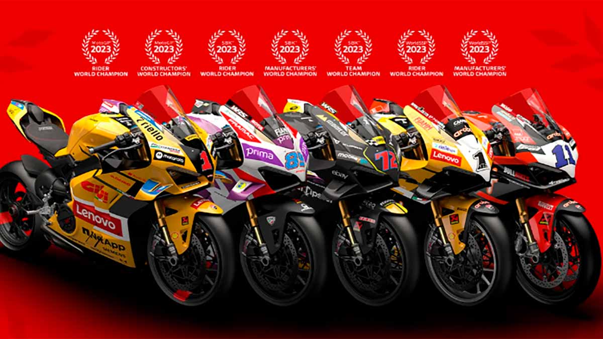 Ducati-Panigale-Racing-&-World-Champion-Replica-2023-Edicion-Limitada-5-regalos-para-Navidad-Con-cual-se-queda